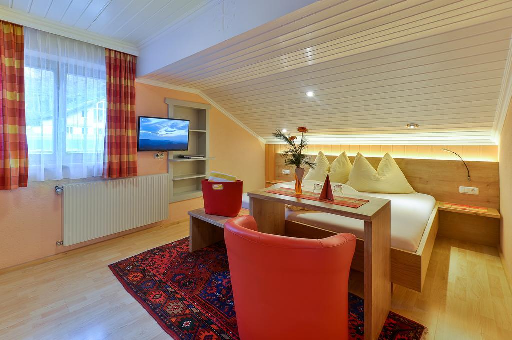 Stockingers Guest House Klösterle Habitación foto